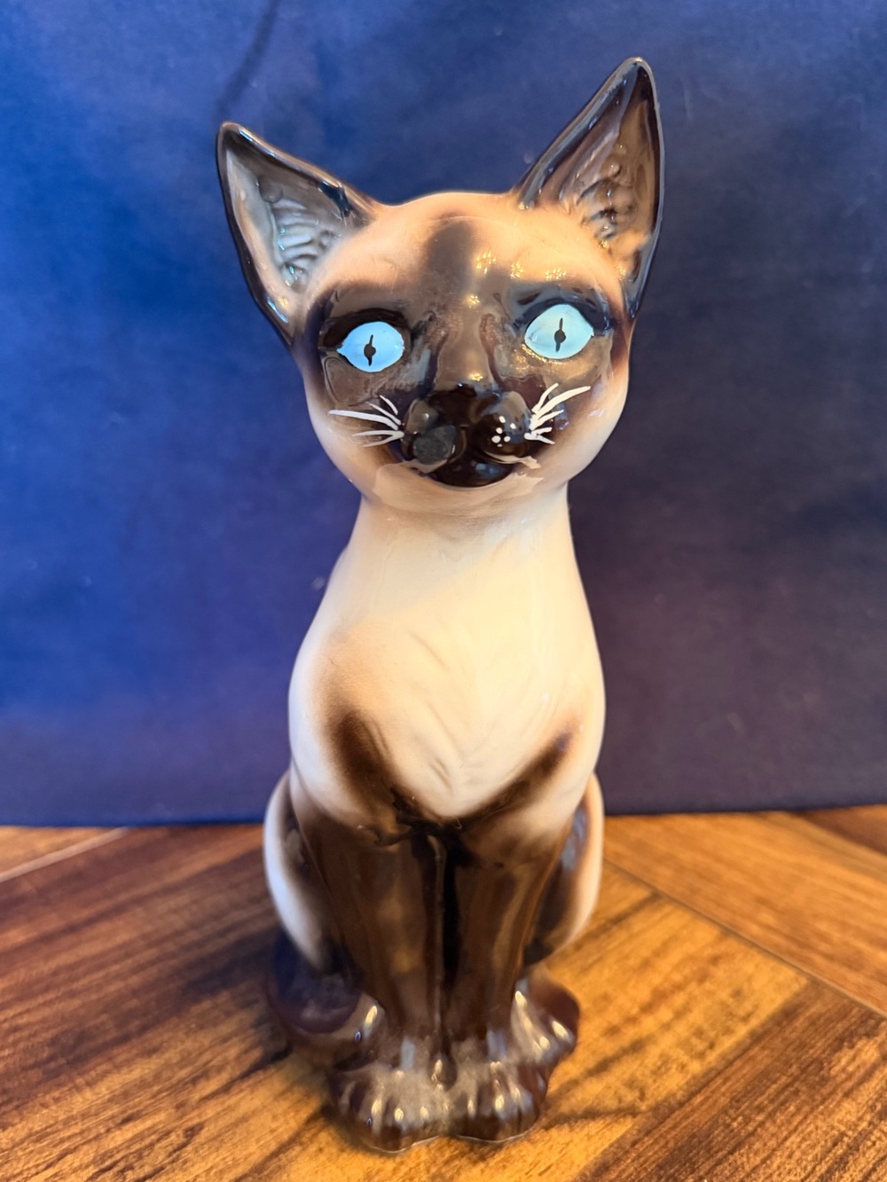 Ceramic Siamese Cat Figurine - Cream & Brown